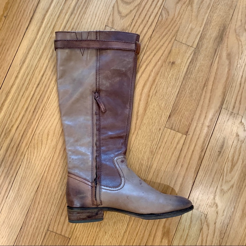 Brown Boots With Buttons Up The Side - image 4